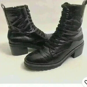 TOPSHOP PATTEN HEEL  BOOTIE